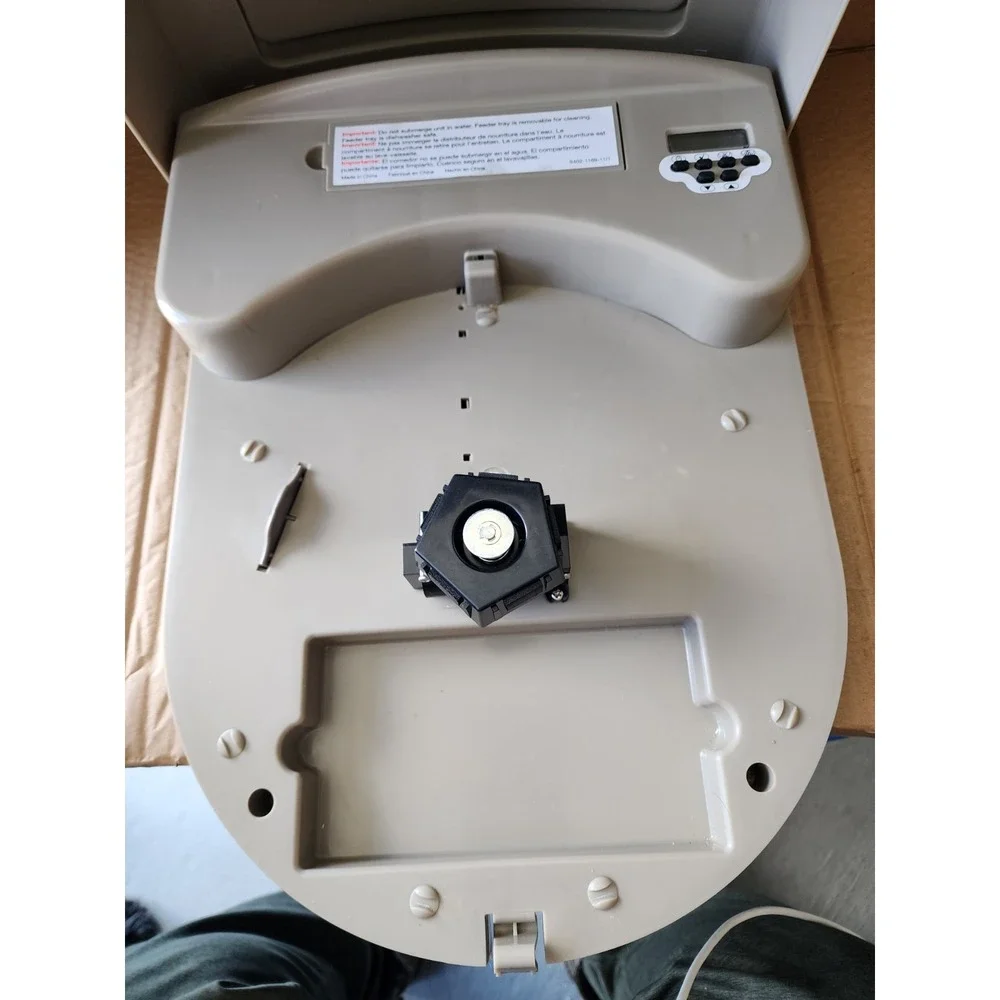 PetSafe PFD11-13707 5-Meal Dog and Cat Automatic  Feeder Dispenser - White